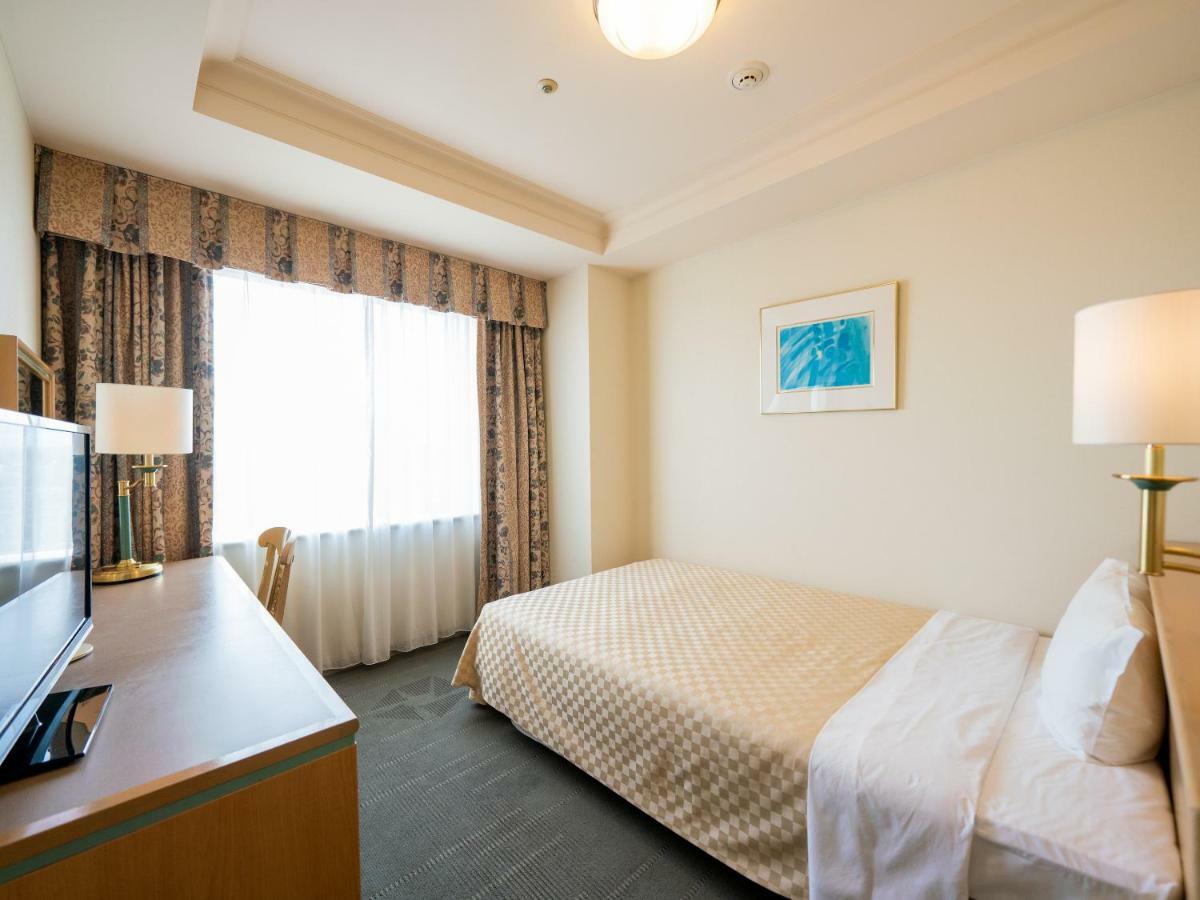 Keio Plaza Hotel Хатиодзи Экстерьер фото